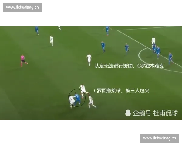 红牌背后的规则逻辑与足球比赛公平性演变的深度解析